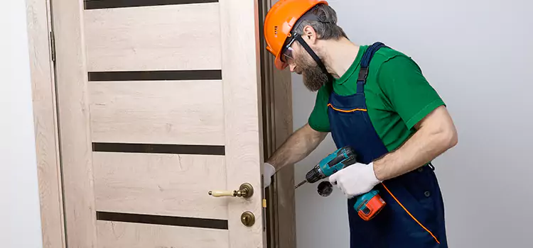 Replace Internal Door Handle with Lock Hollister